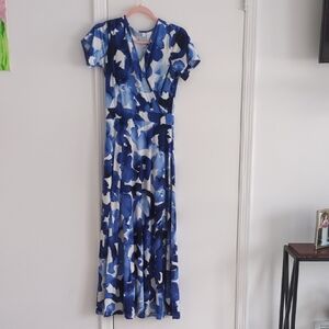 Elegant Blue and White Floral Maxi Dress